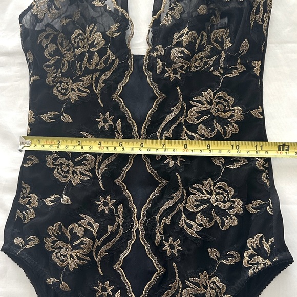 VINTAGE VERSACE Intimo Black Lace Bodysuit - Picture 6 of 12